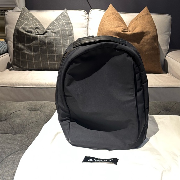 AWAY original Day Pack (black) - Picture 1 of 5